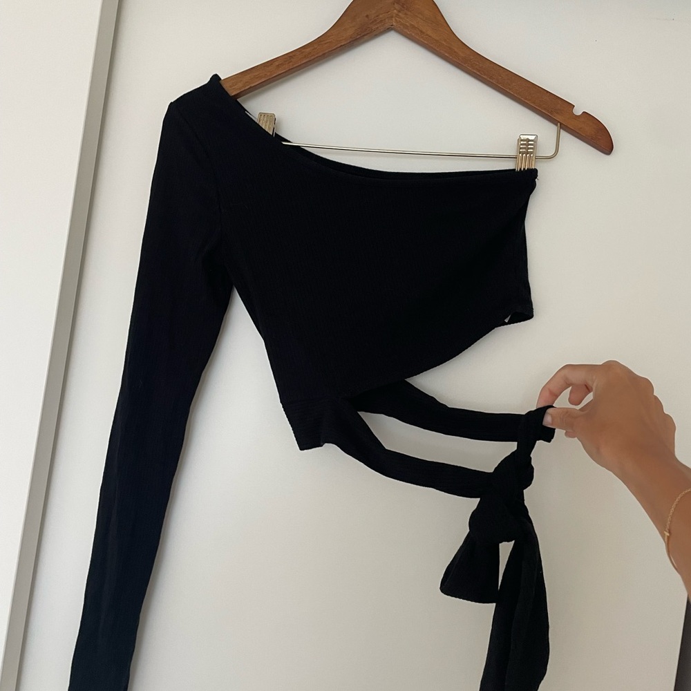 One Shoulder Asymmetrical Crop Top - Small